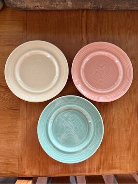 Metlox colorstax desert plates pastel